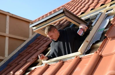 Pose de fenêtres de toit Velux à Bobital